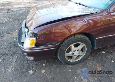 1998 Toyota Avalon Xls from USA, damaged, VIN 4T1BF18B6WU213163